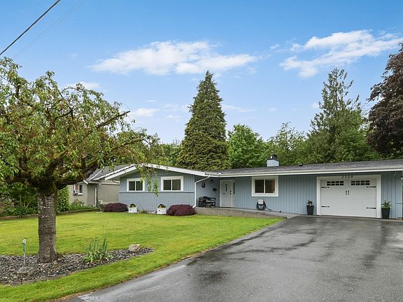 2nd image of 2739 Sheffield Way