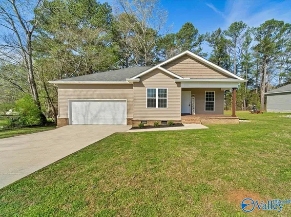 507 NW Shaw Rd, Hartselle, AL 35640