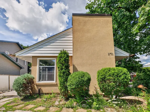 1171 Shillington Ave, Ottawa, ON K1Z 7Z5