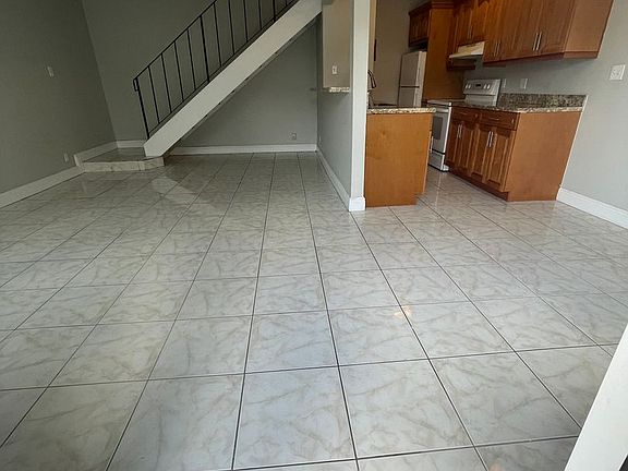 2nd image of 100 E Tiffany Dr APT 3