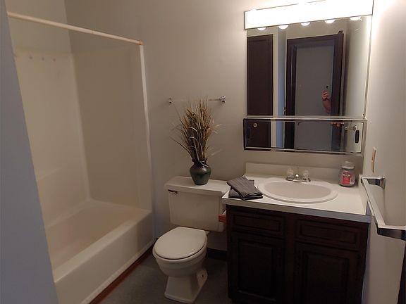 5th image of 1875 Turner Blvd APT I