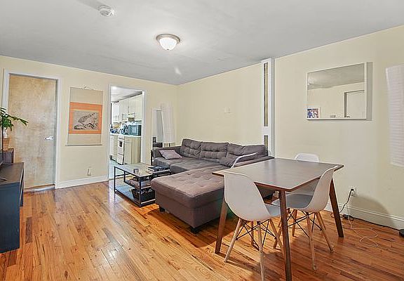 2nd image of 259 E 33rd St APT 4