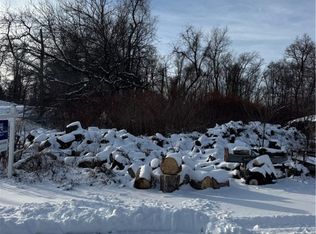 113 Mercury Dr, Coraopolis, PA 15108