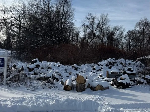 113 Mercury Dr, Coraopolis, PA 15108