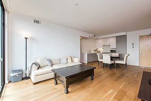 5th image of 300 Ivy St APT 414