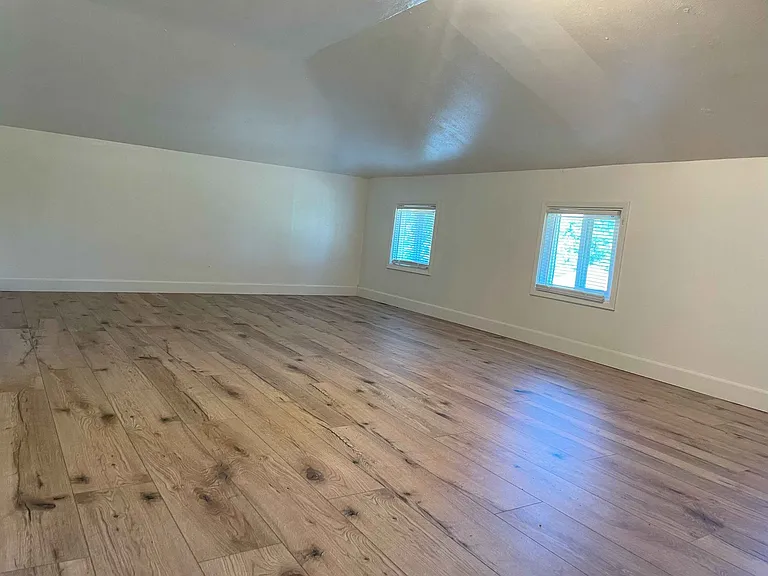 125 Berryman St — Photo 11
