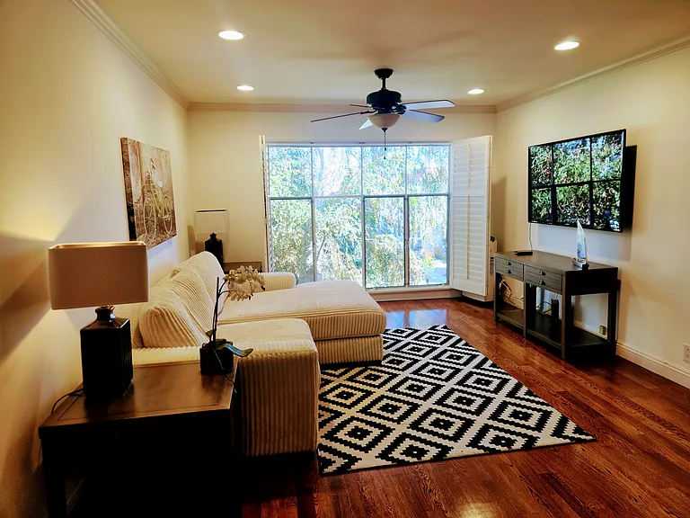 1222 Princeton St #18 — Photo 17