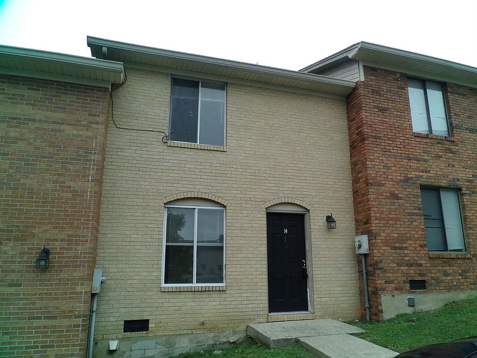 1st image of 55 Ashwood Ct #C