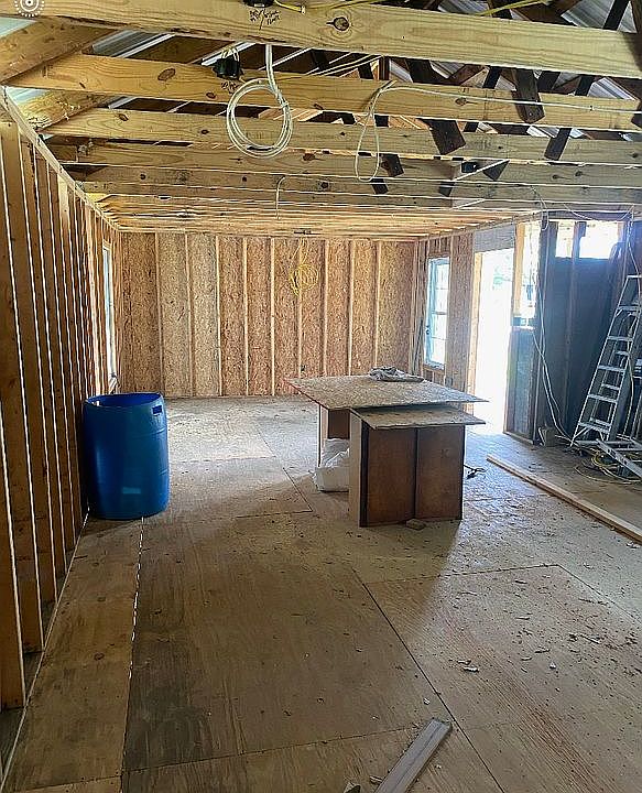 2nd image of 114 Pine St #116