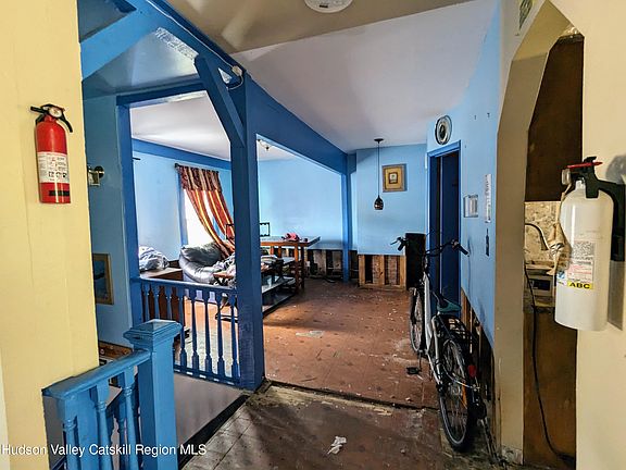 4th image of 607 Abeel Street