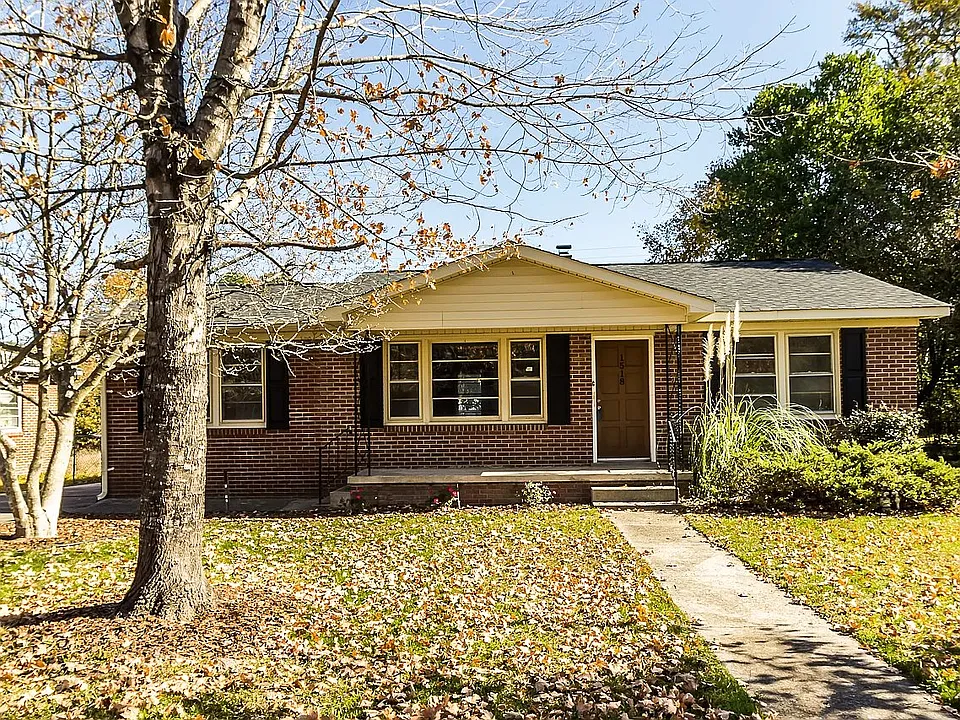 1518 Dahlia Rd