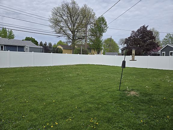 Large fenced in back yard