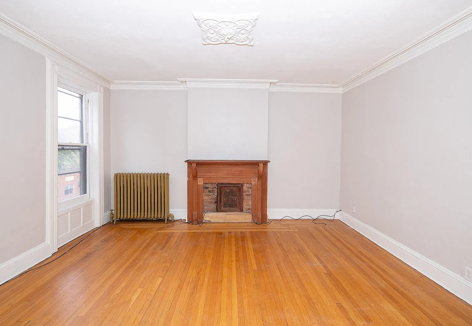 2 bed, 1160 sqft, $1,600 — Photo 4