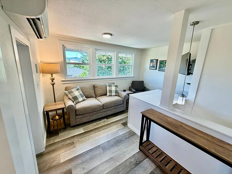 487 Scenic Dr — Photo 4