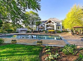 9301 Arnon Chapel Rd, Great Falls, VA 22066