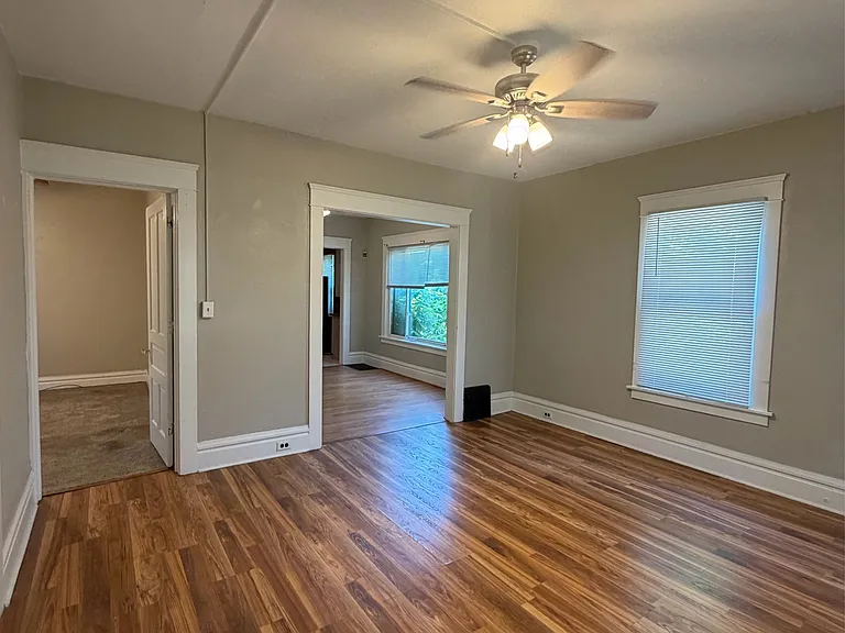 610 N Sycamore St #1 — Photo 29