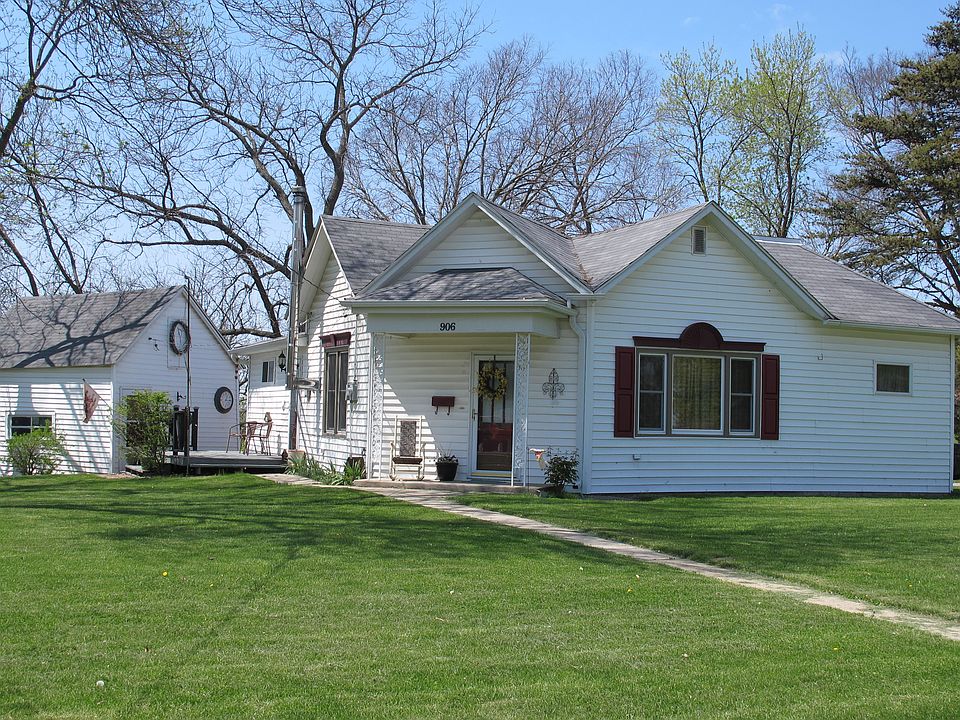1st image of 906 N Hundley St