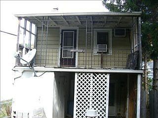 1st image of 253 W Main St