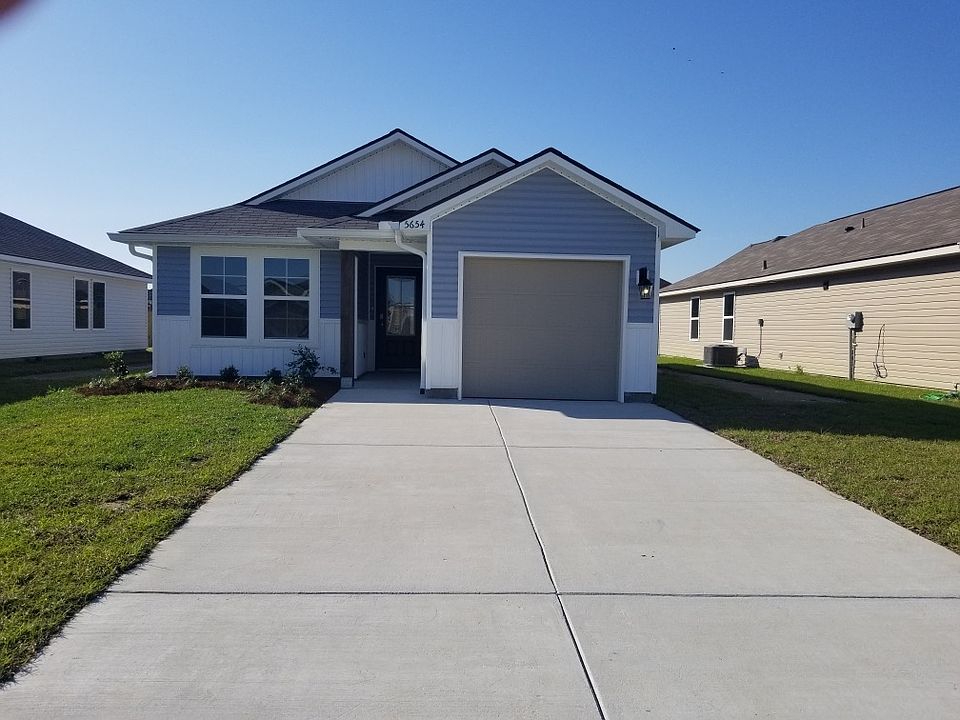 1st image of 5654 Magnolia De Christophe Dr