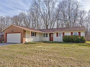 537 Old Coach Rd, Westerville, OH 43081