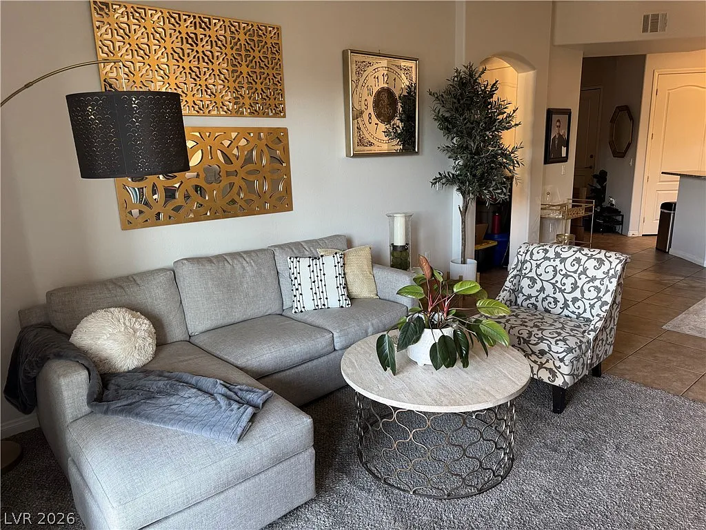 2 bed, 2.0 bath, 1243 sqft, $1,695 — Photo 4