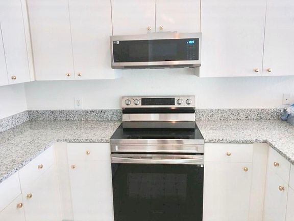 4th image of 5809 La Costa Dr #209