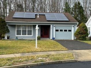 130 Buckingham Dr, Southampton, NJ 08088