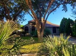 318 Rancho Viejo Dr, Laredo, TX 78045