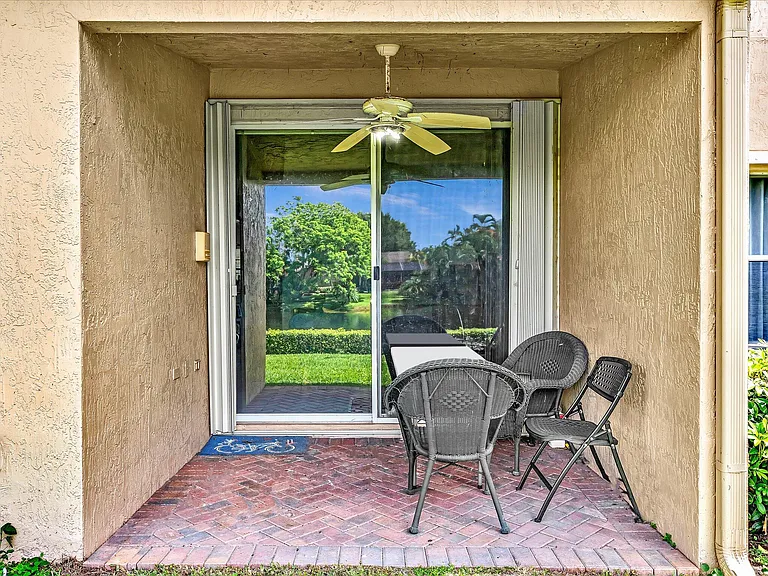 6396 Park Lake Cir — Photo 19