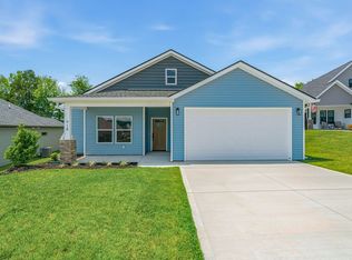 918 Stratford Ave, Sweetwater, TN 37874