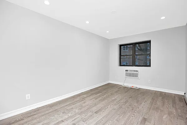 Rented by Winzone Realty Inc | media 3