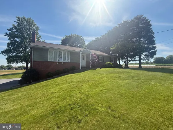 488 Prospect Rd, Manheim, PA 17545