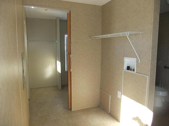 5th image of 1200-1202 Osborne St