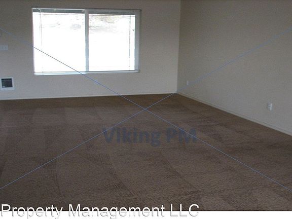 2nd image of 2498 NE Bobbi Pl
