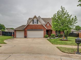 10405 E 95th Cir N, Owasso, OK 74055