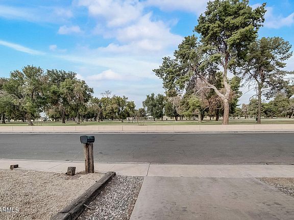 4th image of 3809 W POINSETTIA Drive