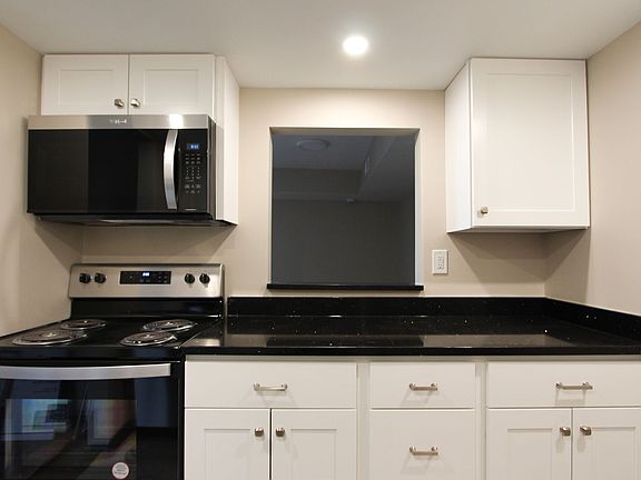 3rd image of 602-606 Hay St #606E