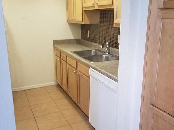 5th image of 1718 E Campbell Ave APT 25