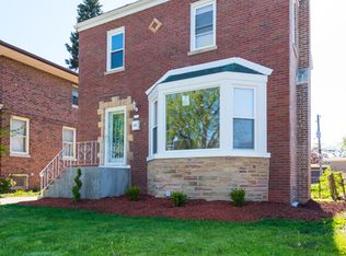 9526 S Indiana Ave, Chicago, IL 60628