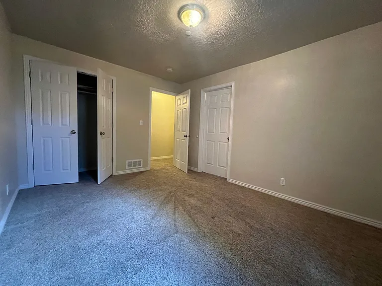 1324 N Bear Hollow Ln — Photo 13