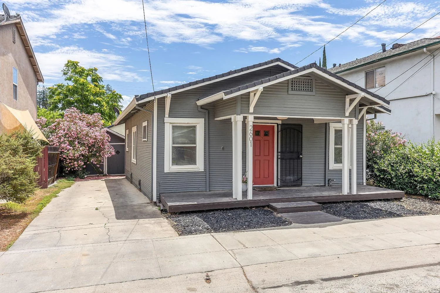 2601 San Fernando Way photo 1