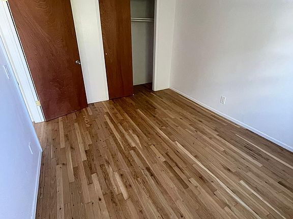 2nd image of 3010 Barker Ave #3