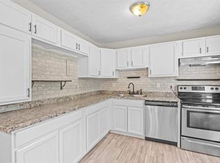 Sherwood Square, Essex Junction, VT 05452