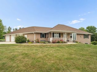 2117 Deer Haven Rd, Greenleaf, WI 54126