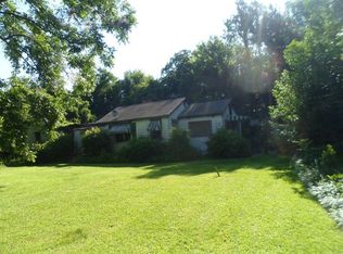 410 Sandhill Rd, Eastover, SC 29044