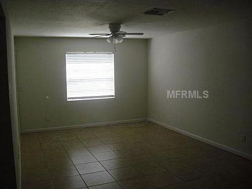 2nd image of 206 Red Cedar Pl