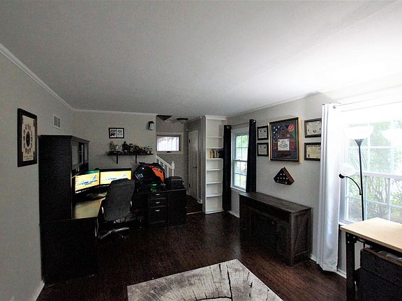 2nd image of 1114 N Washington St