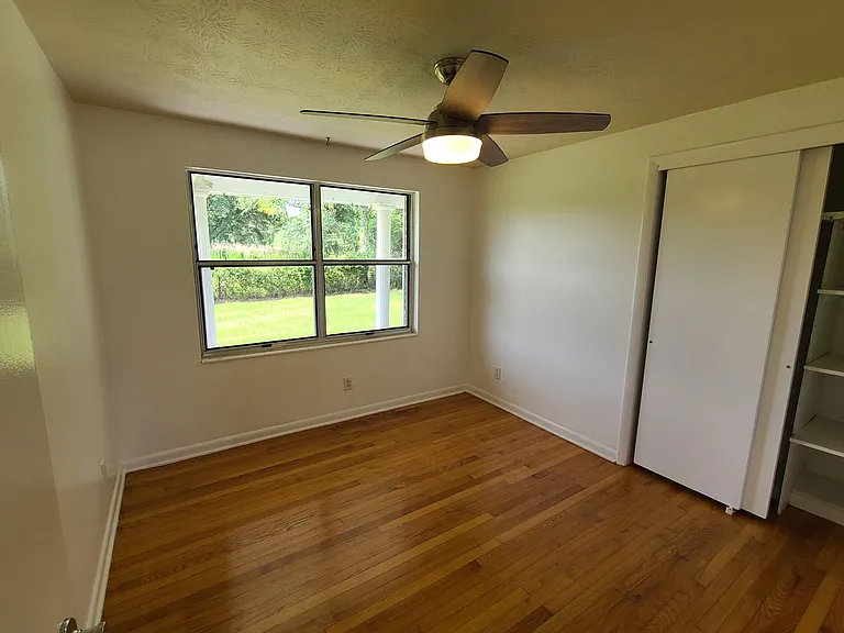 16579 SW 137th Ave — Photo 7