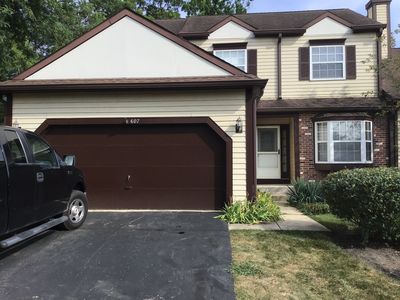 607 Ascot Ln, Streamwood, IL, 60107