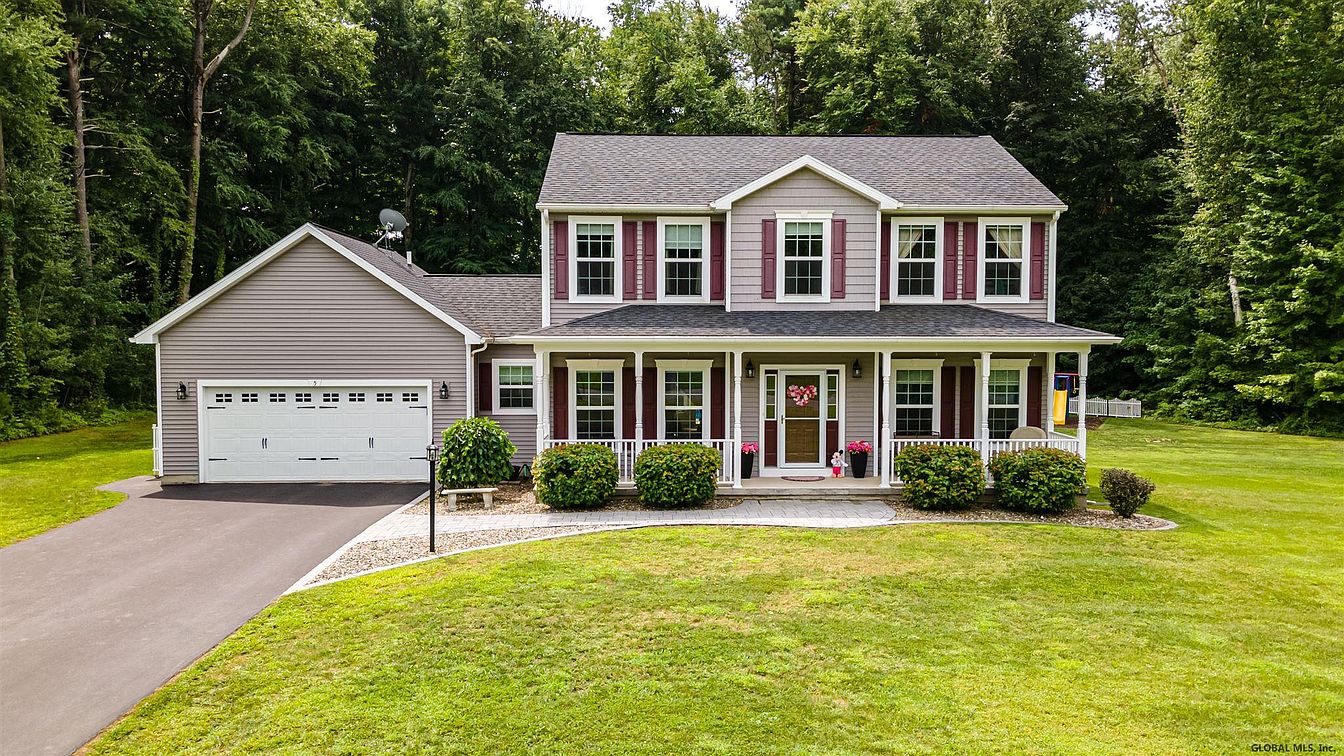 1st image of 5 FARM VIEW Drive